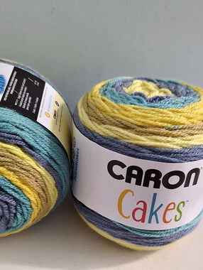Caron Cakes Blue & Yellow Blueberry Custard Self Striping Yarn 2 Skeins NWT